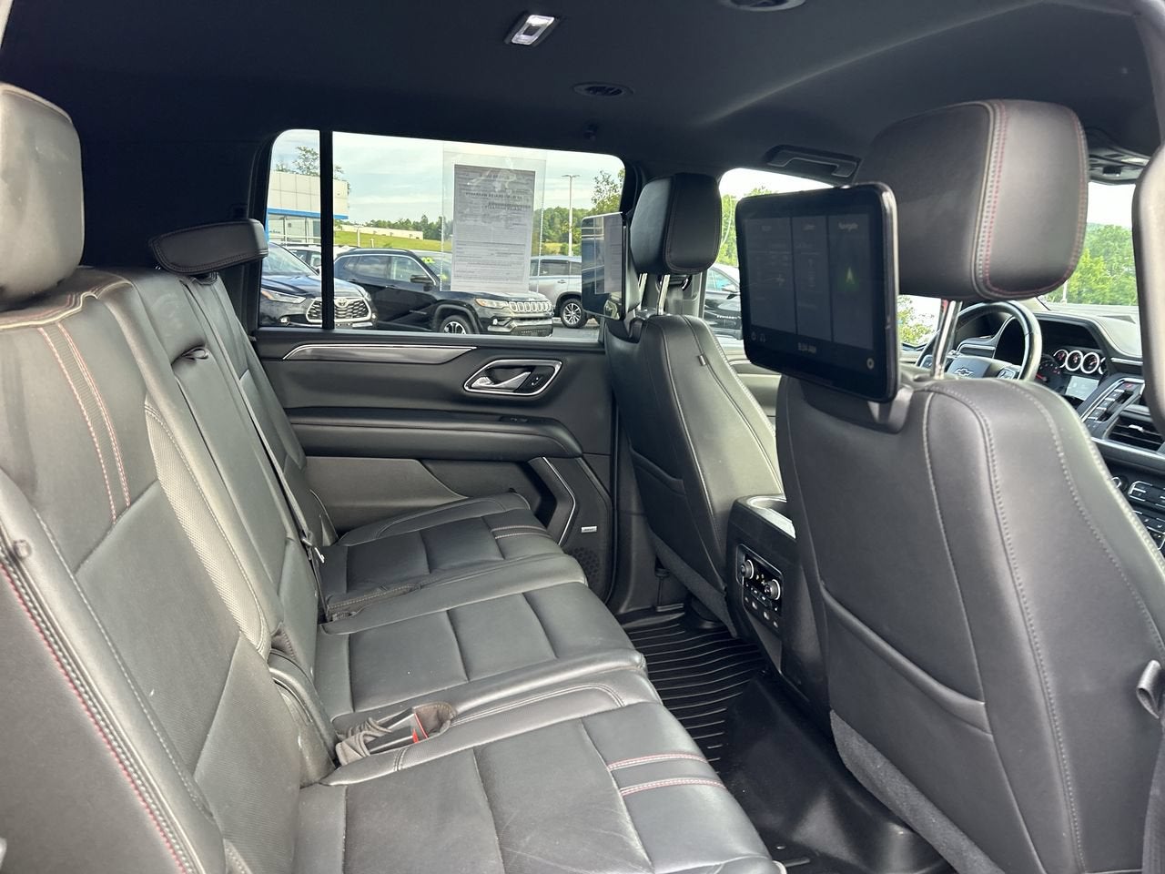 2021 Chevrolet Suburban RST