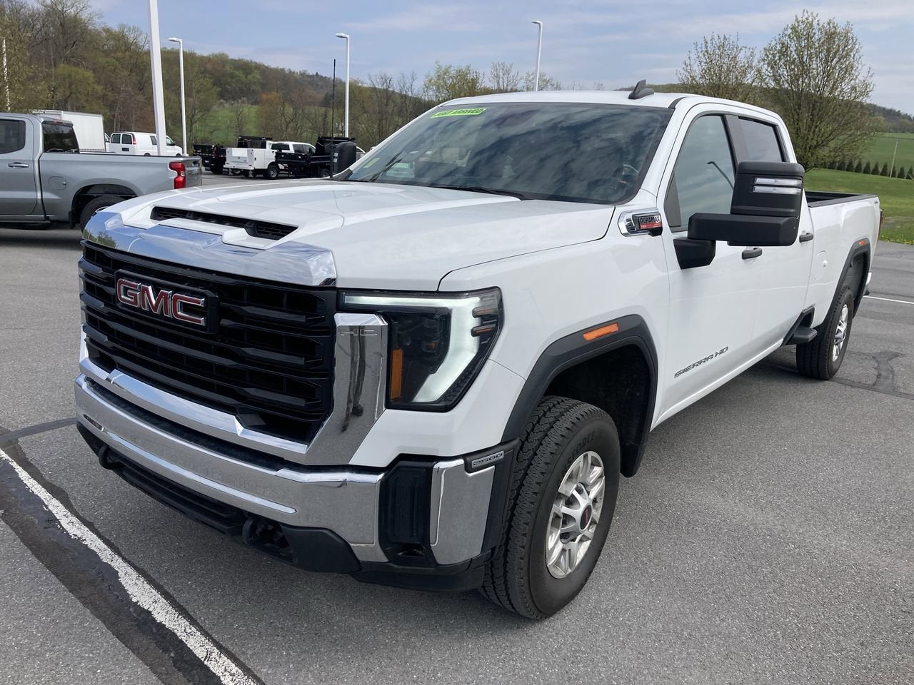 2024 GMC Sierra 2500 HD Pro