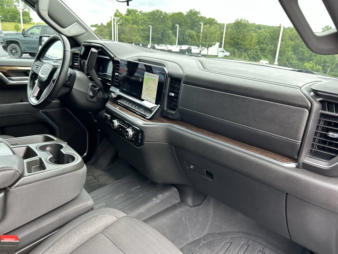2023 GMC Sierra 1500 SLE