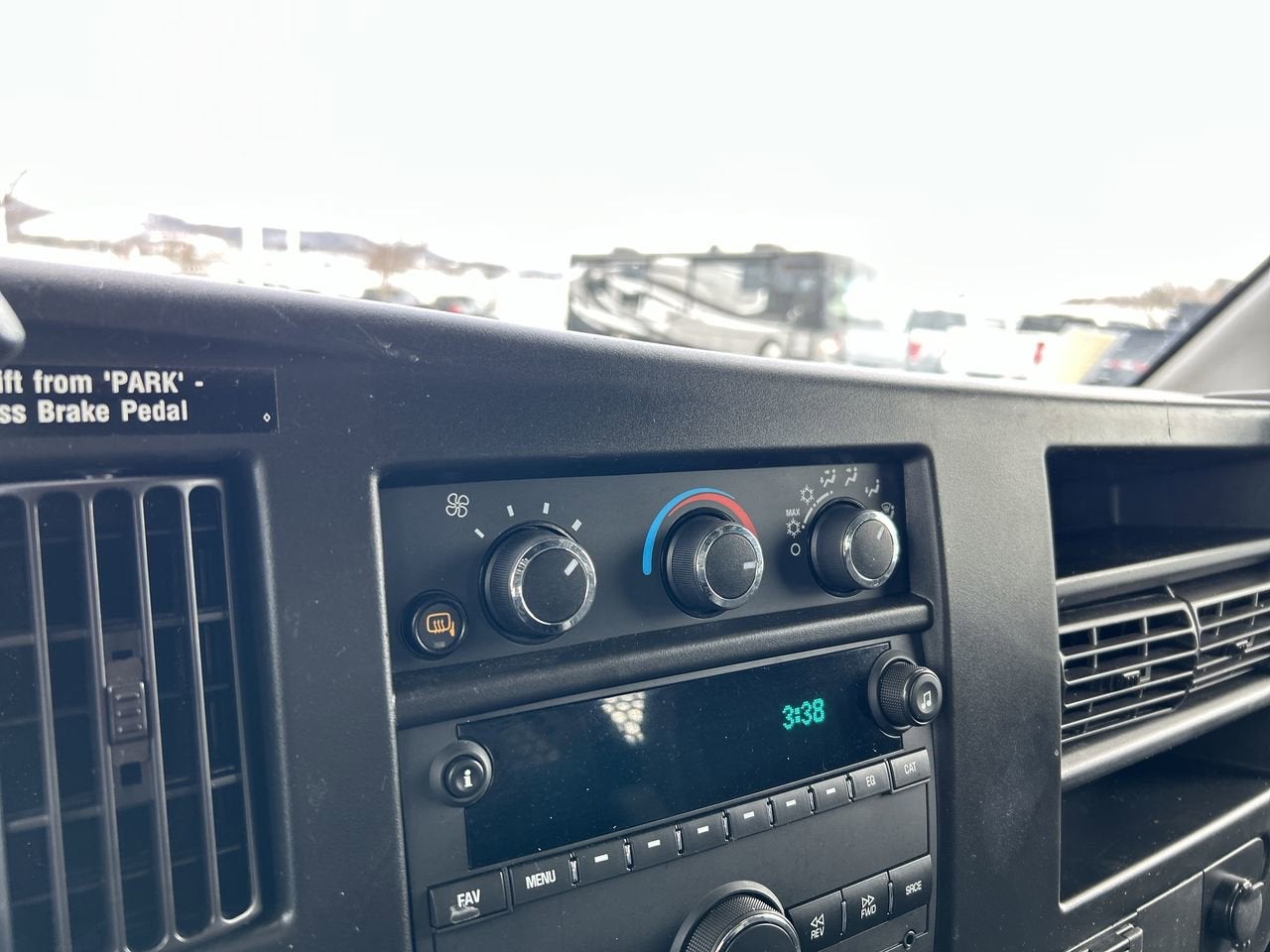 2024 GMC Savana Cargo 2500 Work Van