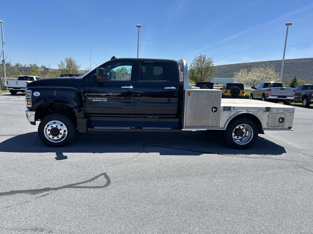 2021 Chevrolet Silverado 5500 HD LT