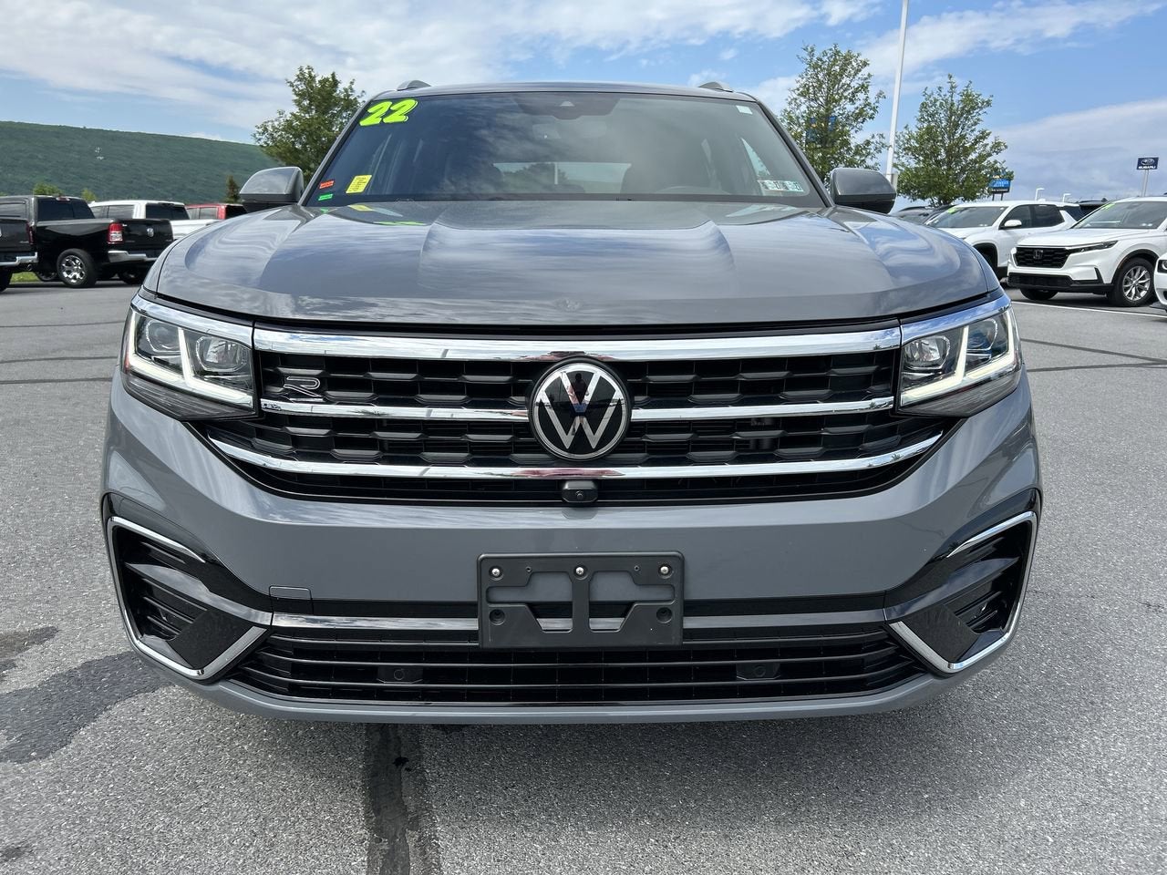 2022 Volkswagen Atlas Cross Sport 3.6L V6 SEL Premium R-Line