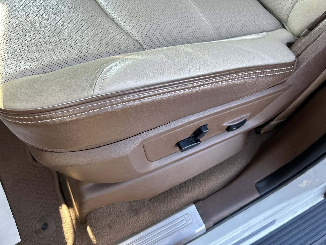 2020 RAM 3500 Laramie