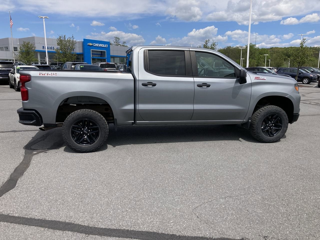 2024 Chevrolet Silverado 1500 Custom Trail Boss