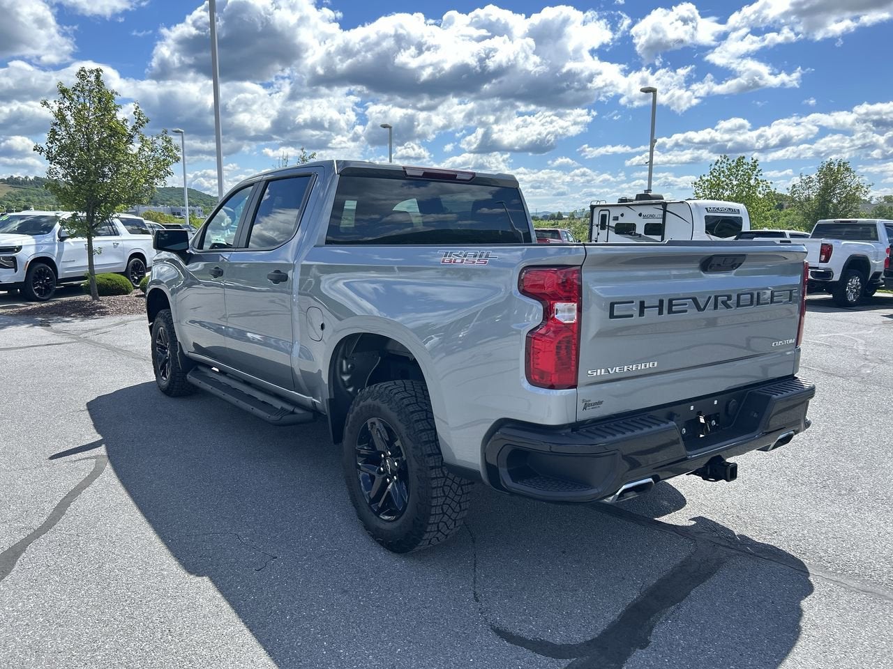 2024 Chevrolet Silverado 1500 Custom Trail Boss