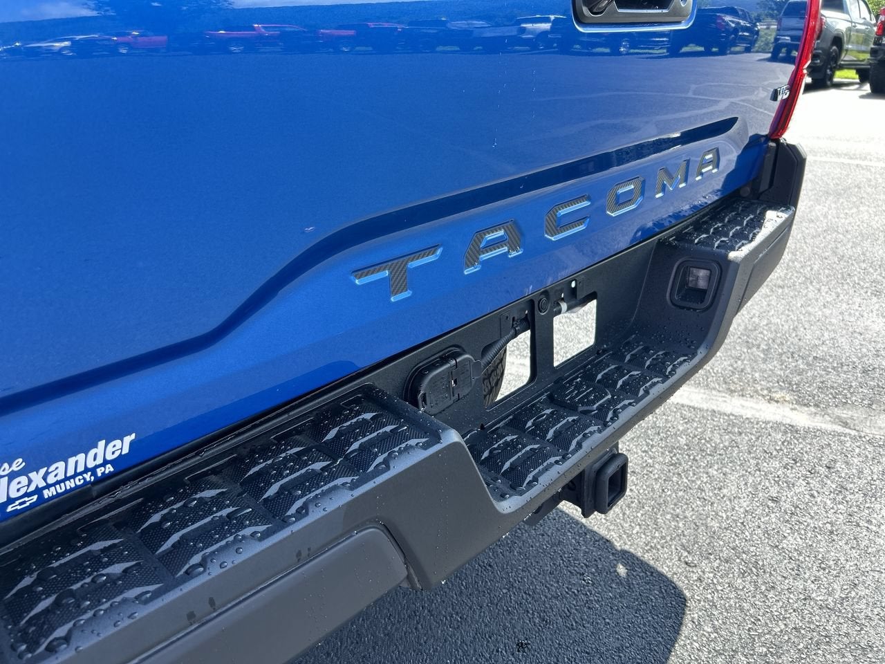 2018 Toyota Tacoma SR