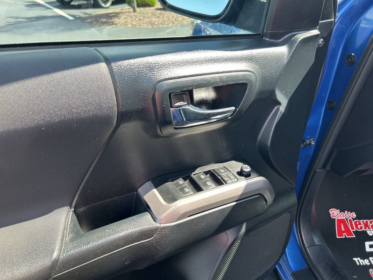 2018 Toyota Tacoma SR