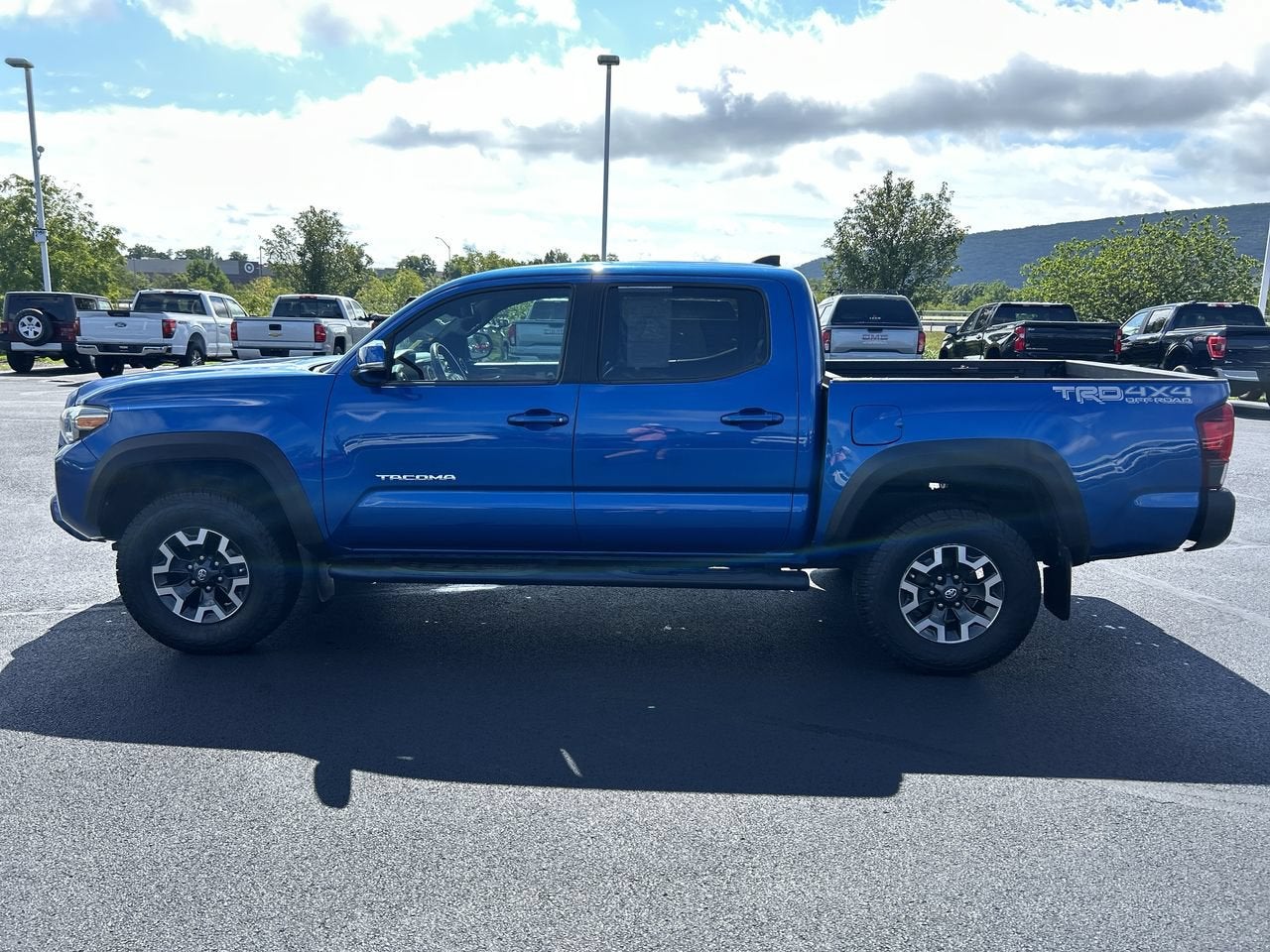 2018 Toyota Tacoma SR