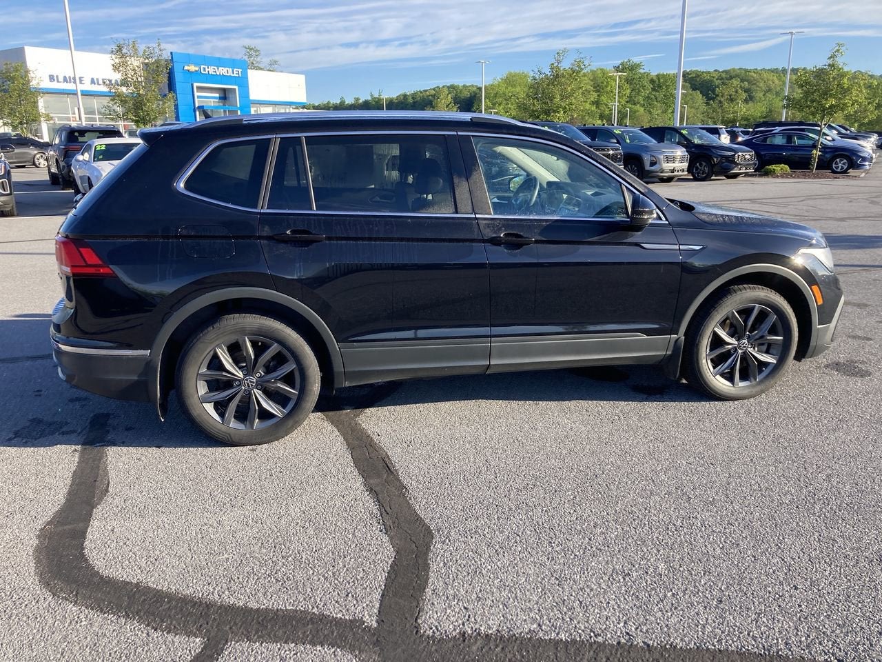 2024 Volkswagen Tiguan SE