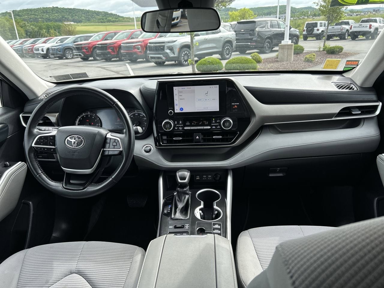 2023 Toyota Highlander L