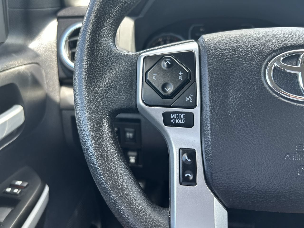 2021 Toyota Tundra 4WD SR5