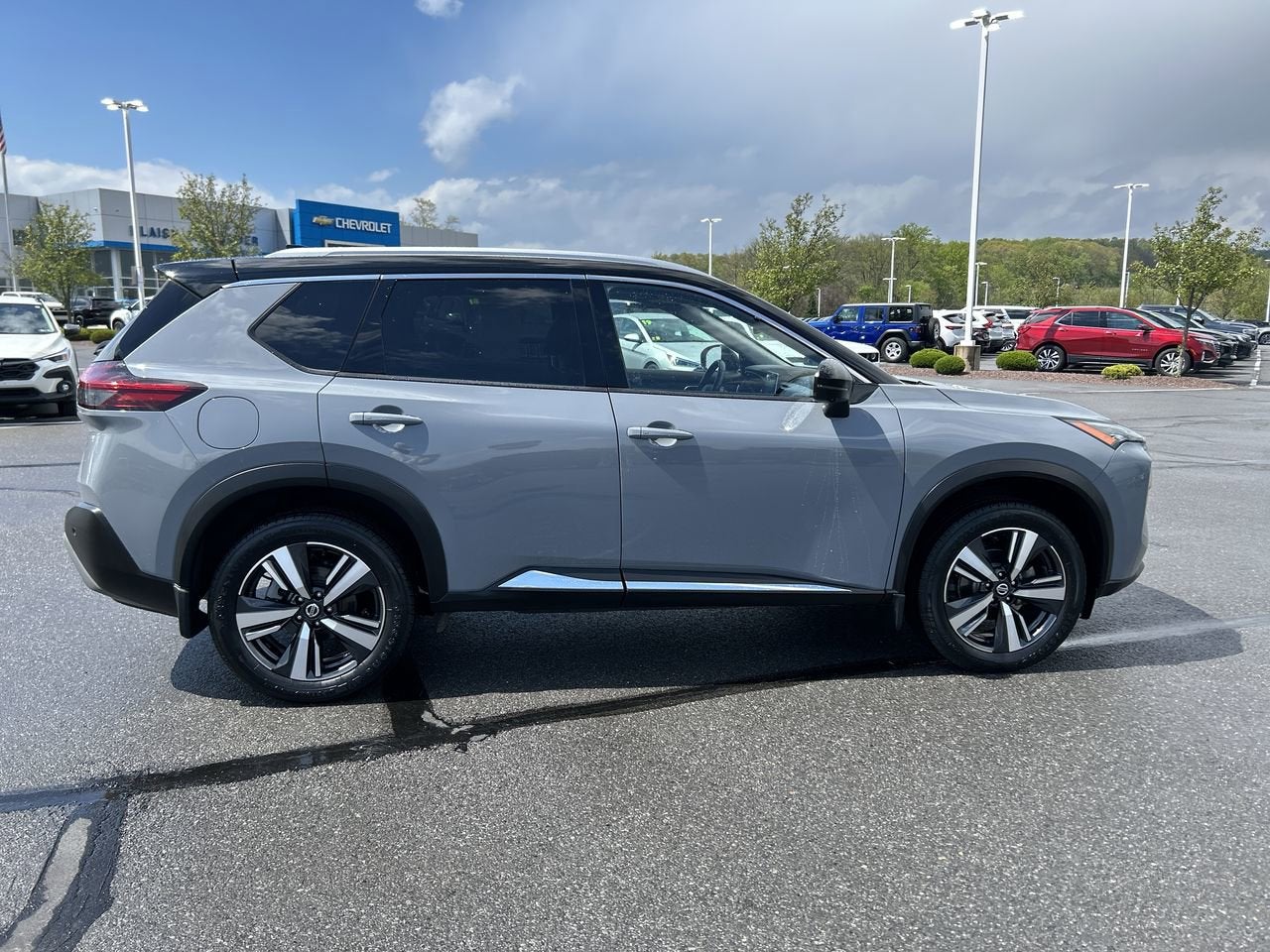 2021 Nissan Rogue SL
