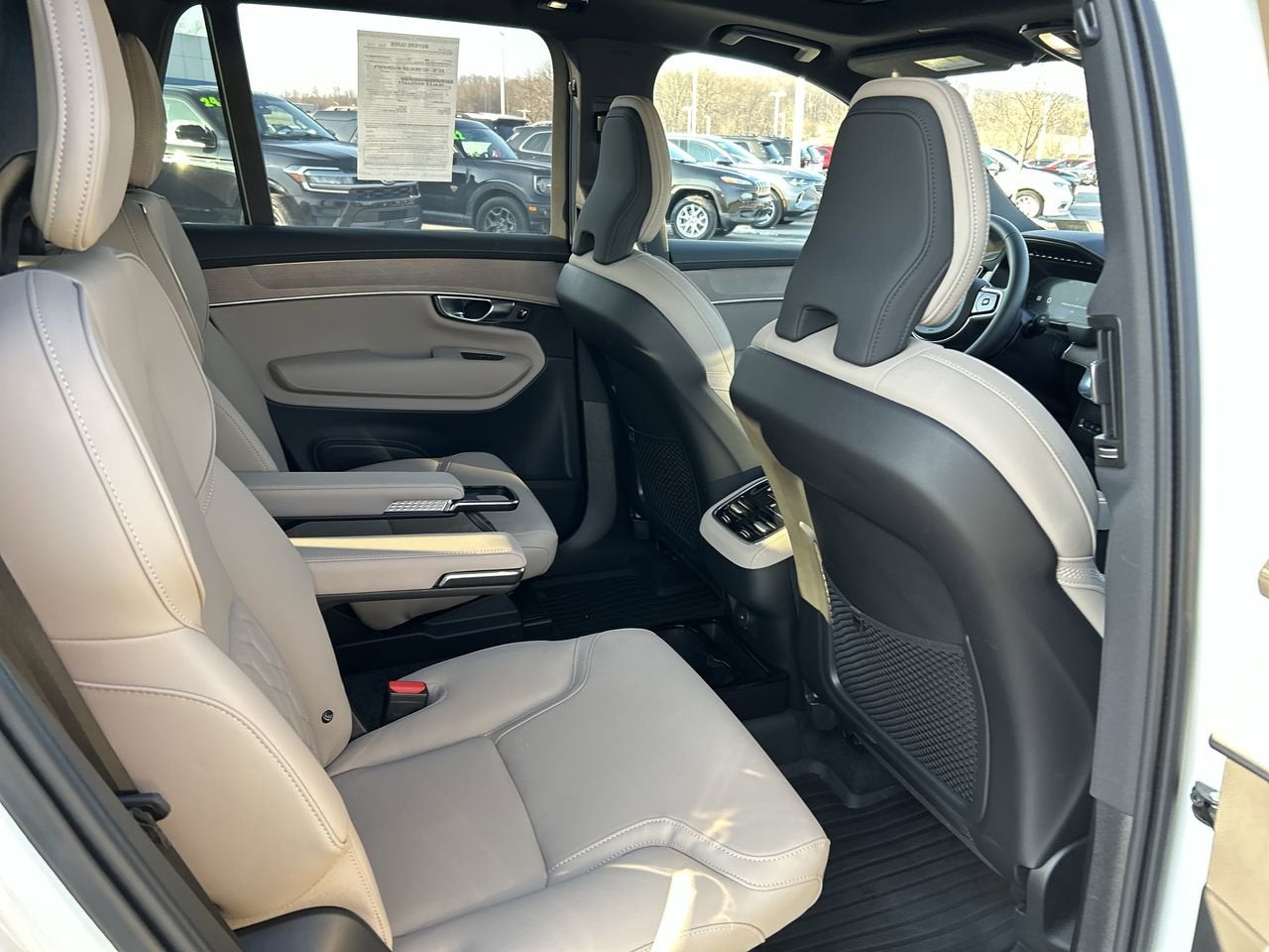 2026 Volvo XC90 Plus