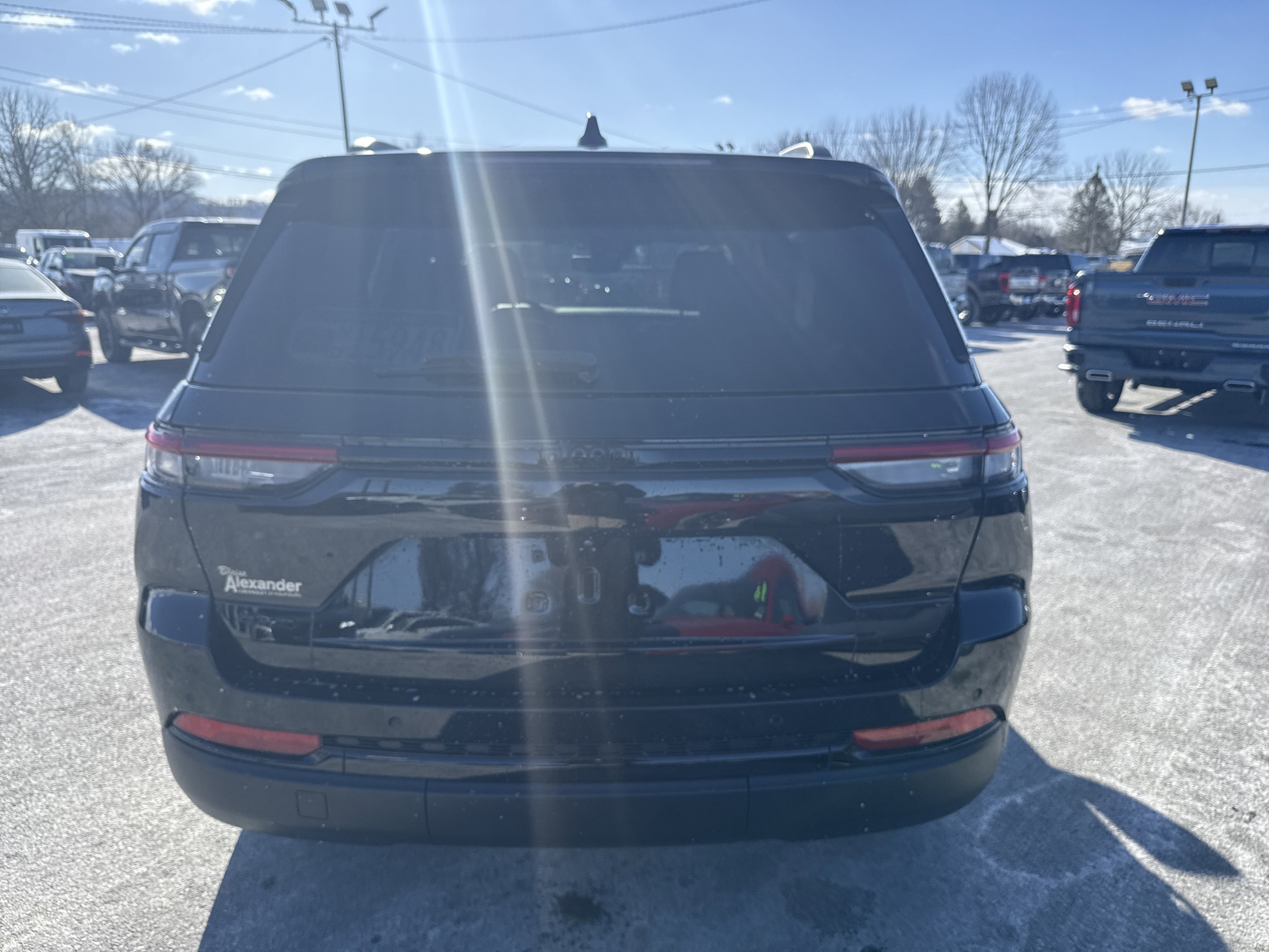 2023 Jeep Grand Cherokee Altitude