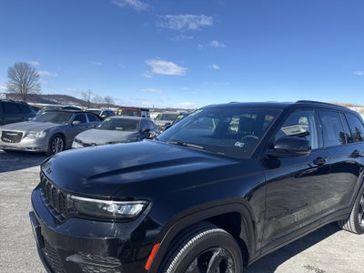 2023 Jeep Grand Cherokee Altitude