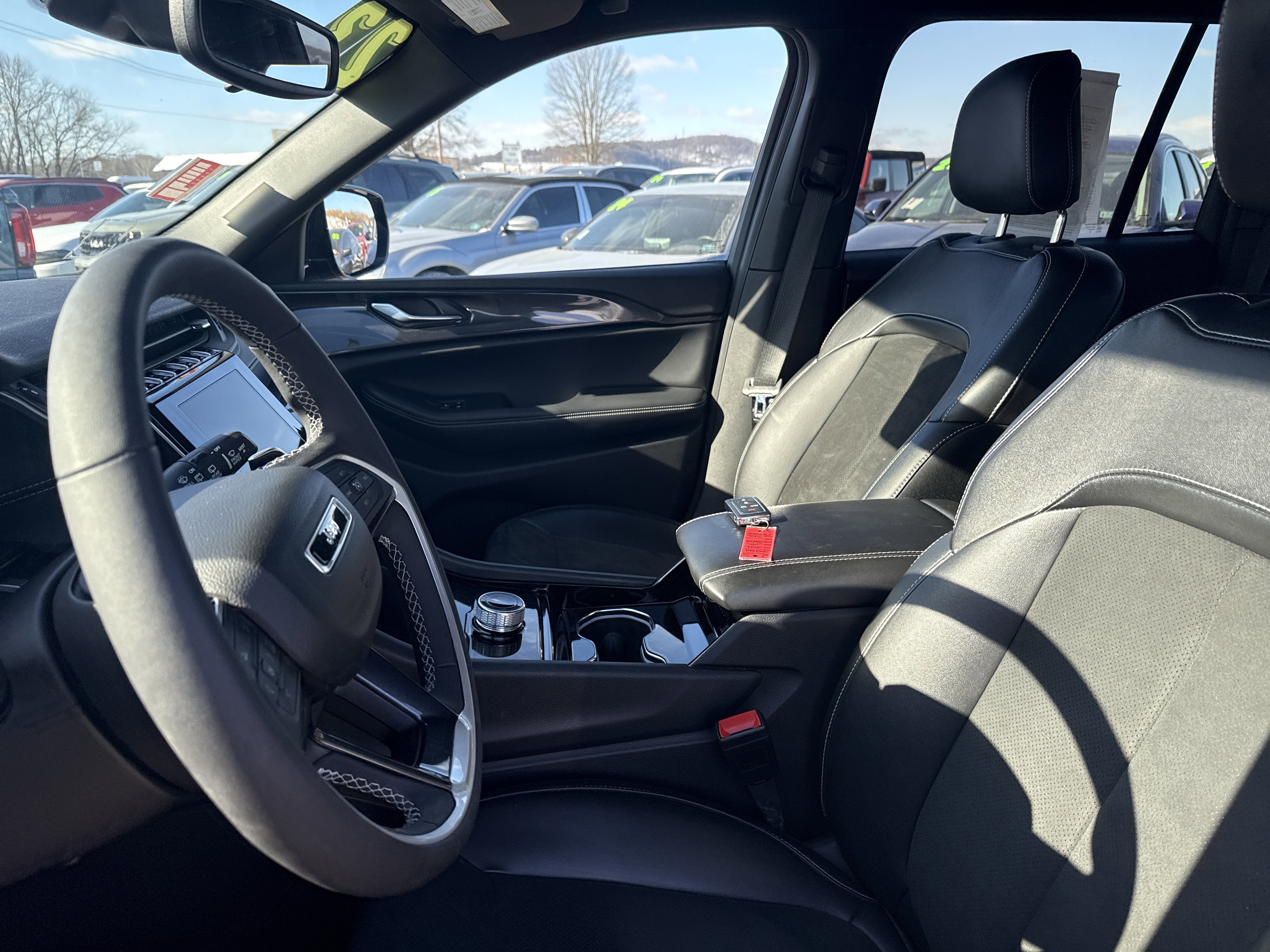 2023 Jeep Grand Cherokee Altitude