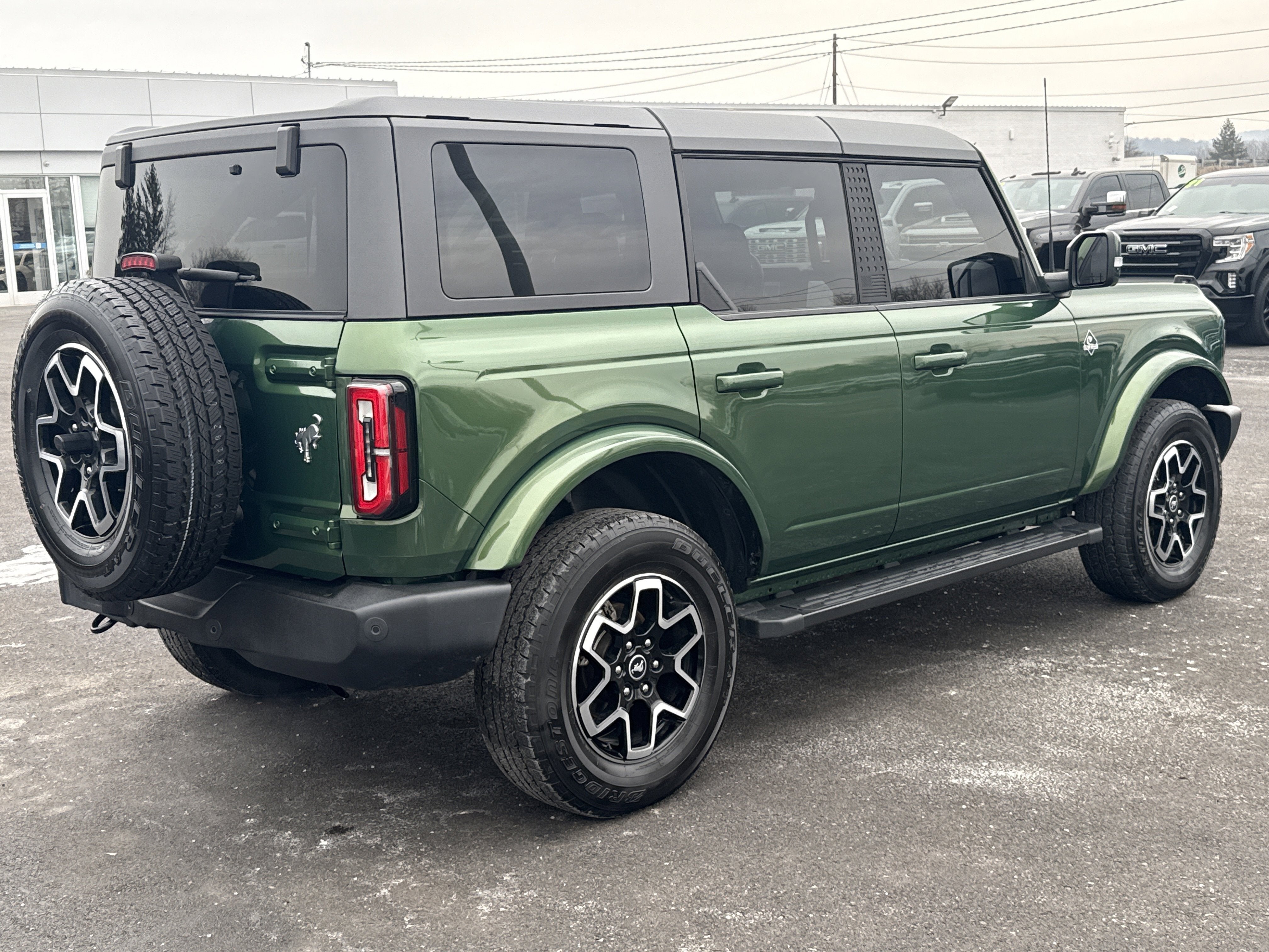 2023 Ford Bronco Base