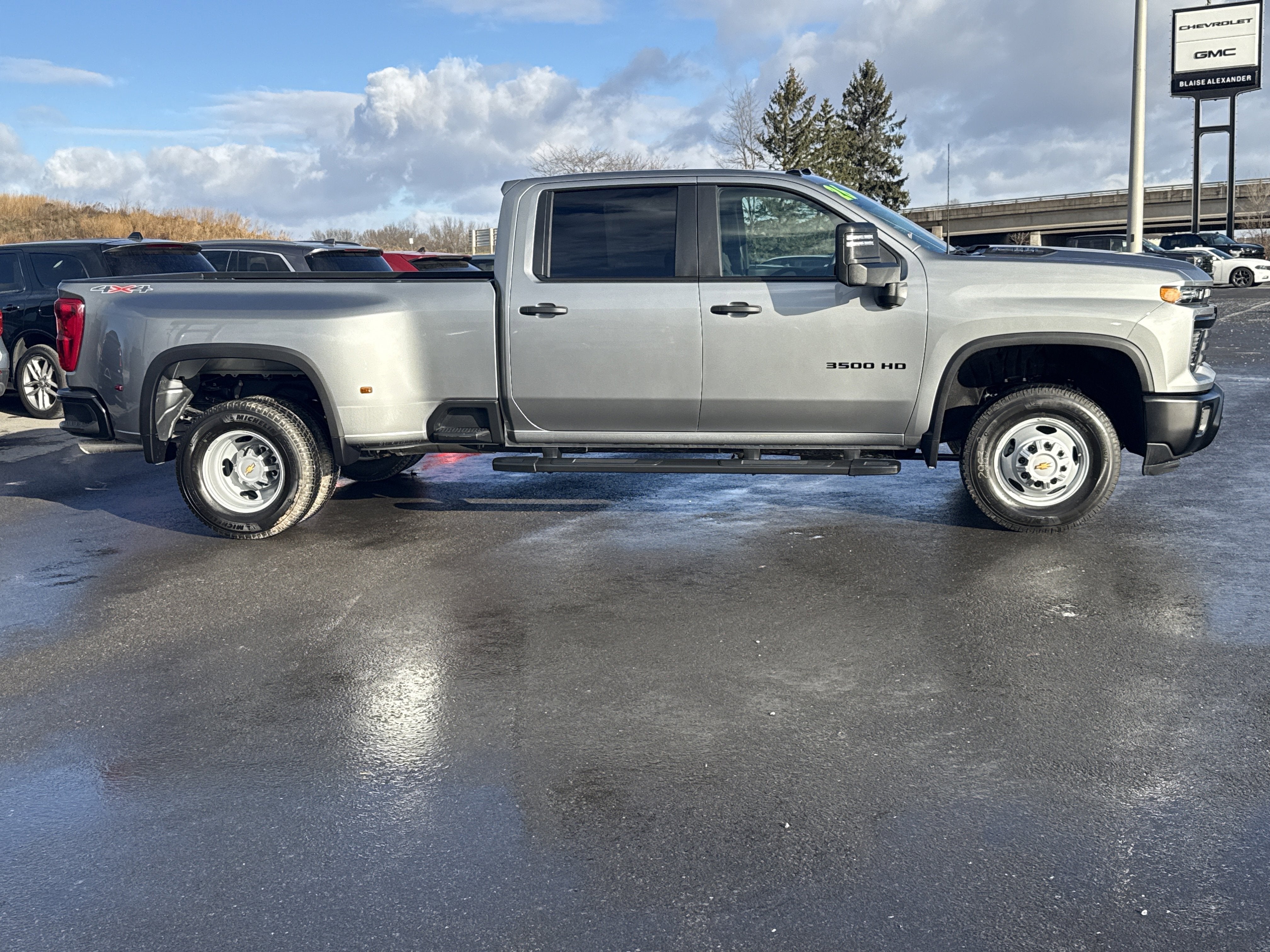 2026 Chevrolet Silverado 3500 HD WT