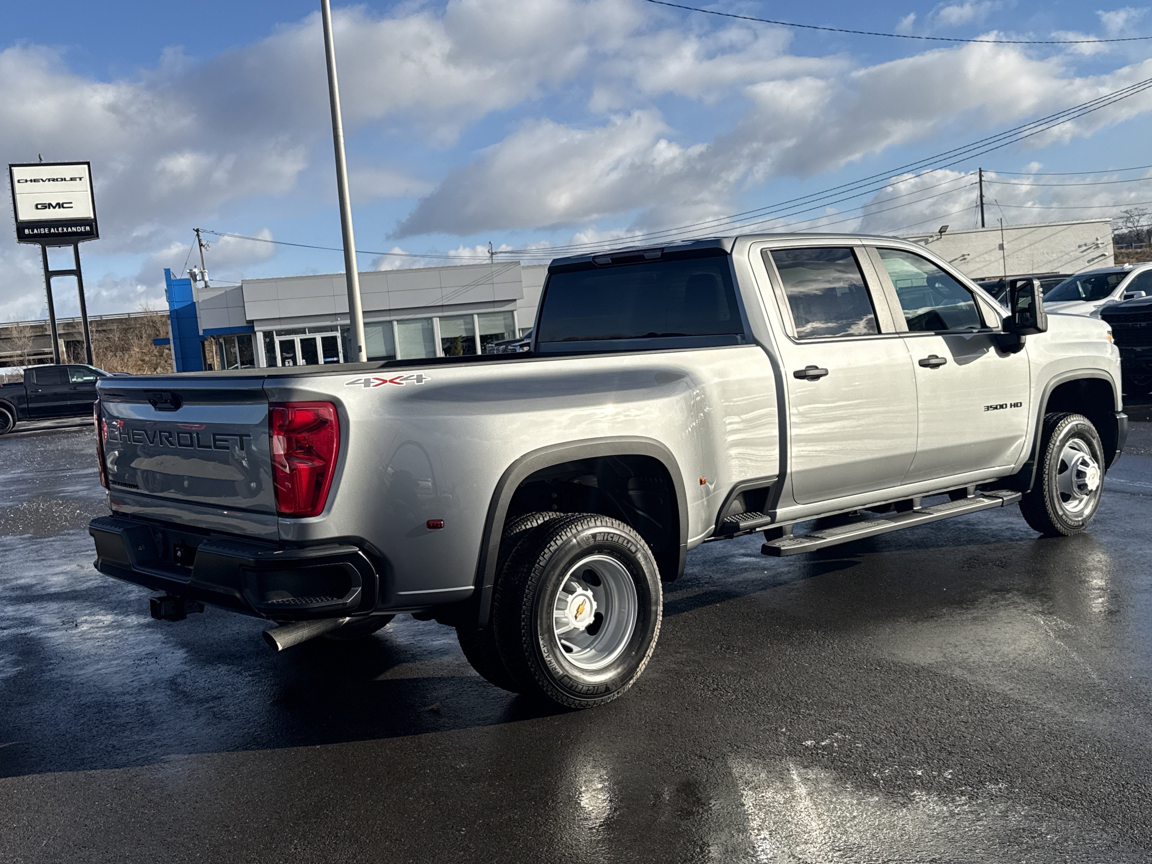 2026 Chevrolet Silverado 3500 HD WT