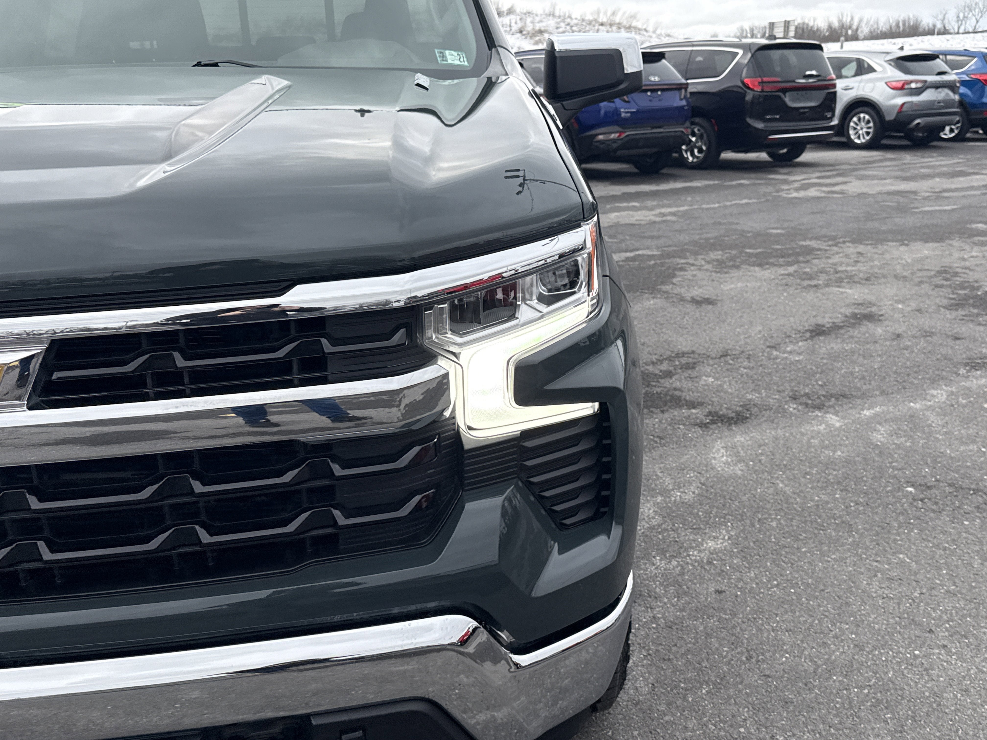 2025 Chevrolet Silverado 1500 LT