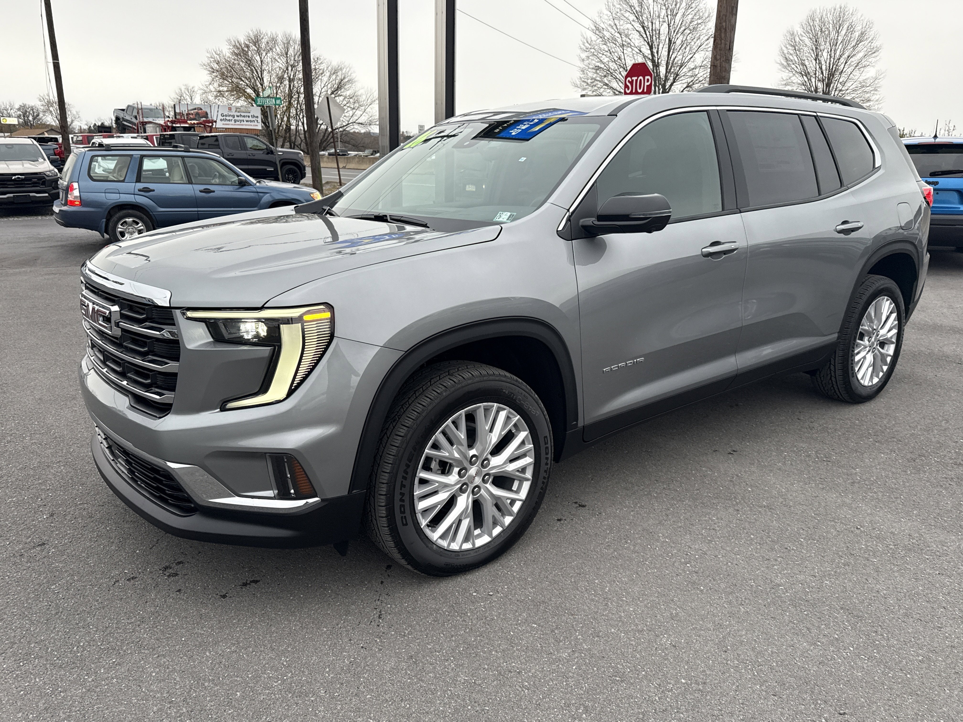 2026 GMC Acadia Elevation