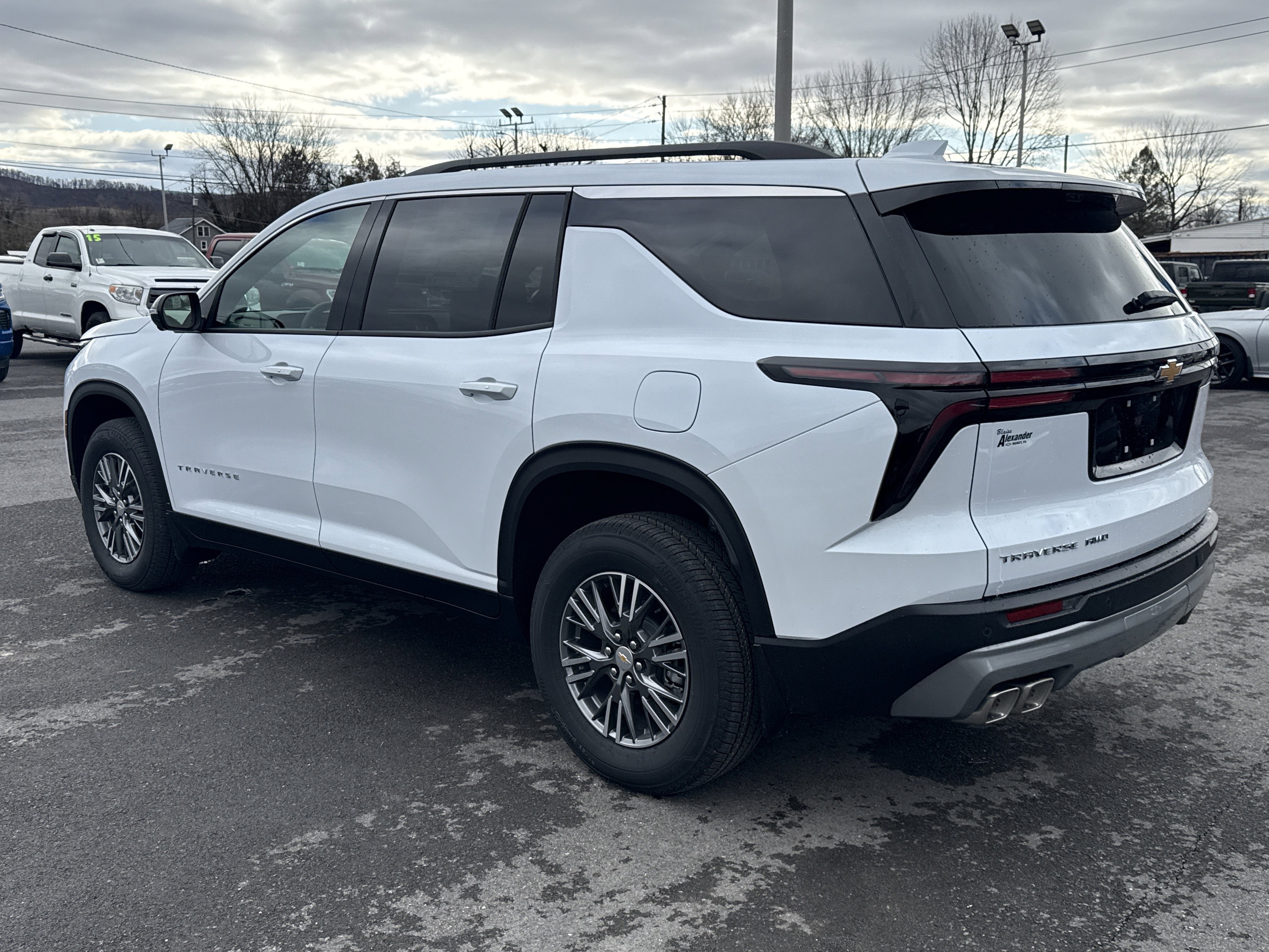 2026 Chevrolet Traverse LT