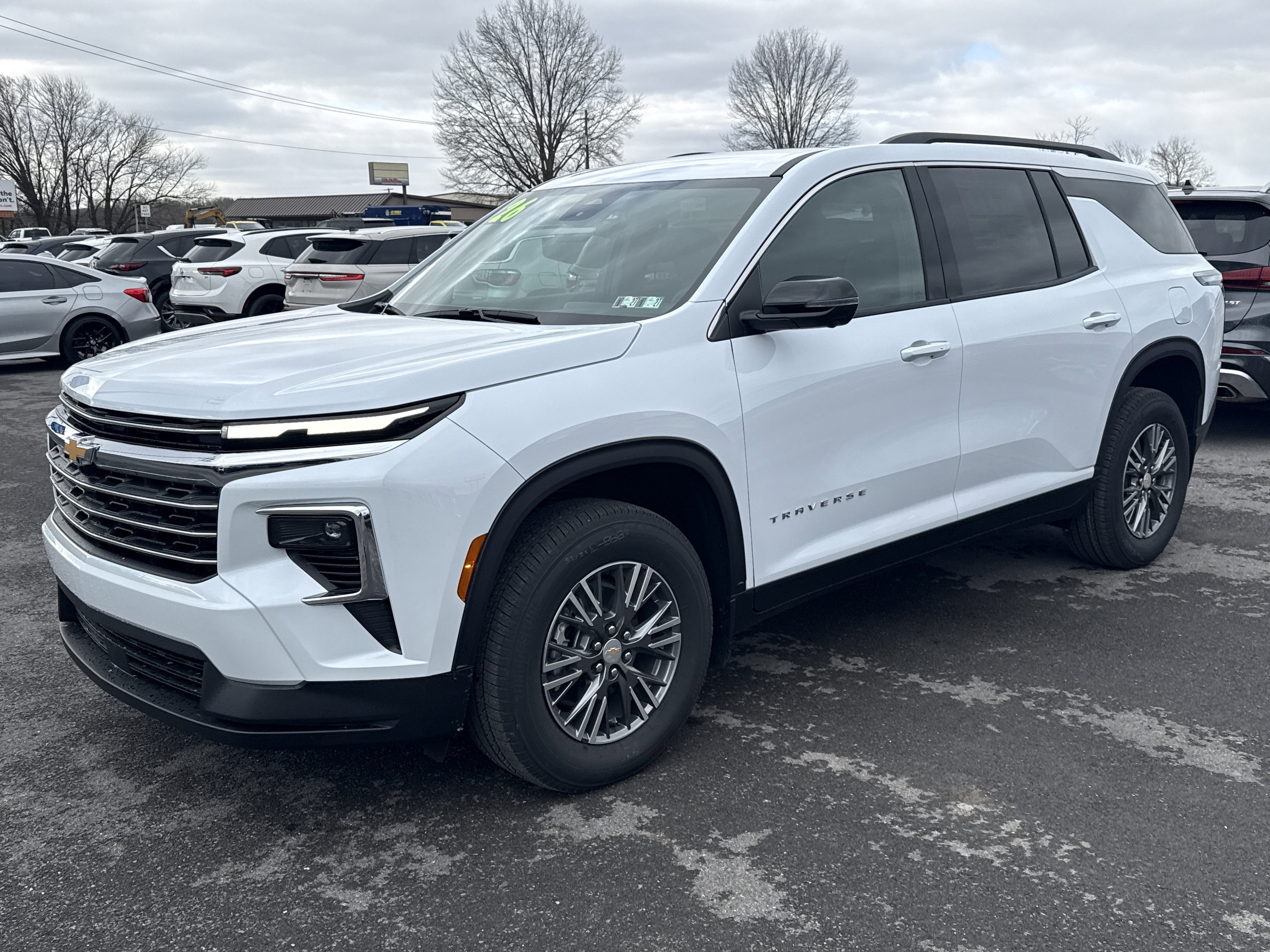 2026 Chevrolet Traverse LT