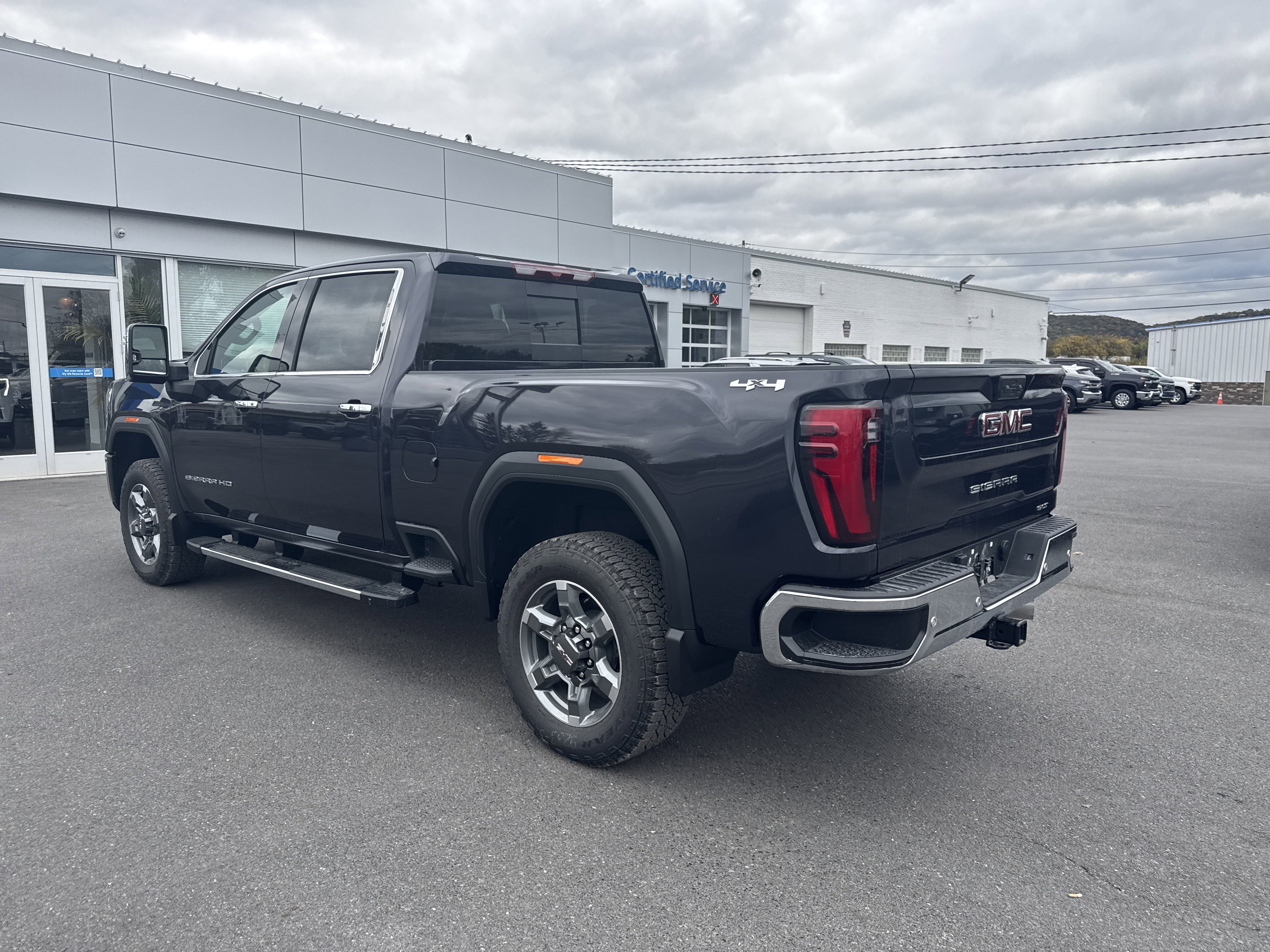 2026 GMC Sierra 2500 HD SLT