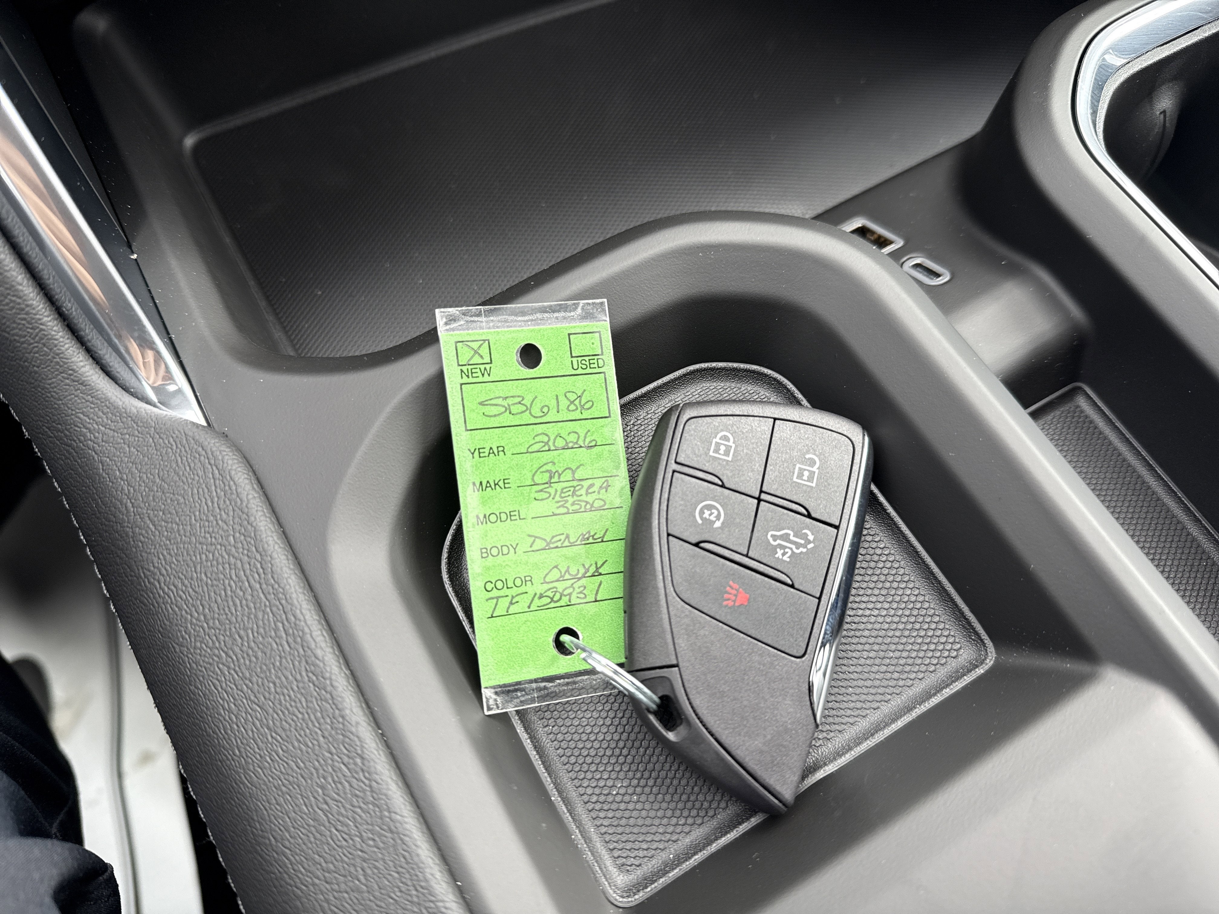 2026 GMC Sierra 3500 HD Denali DRW