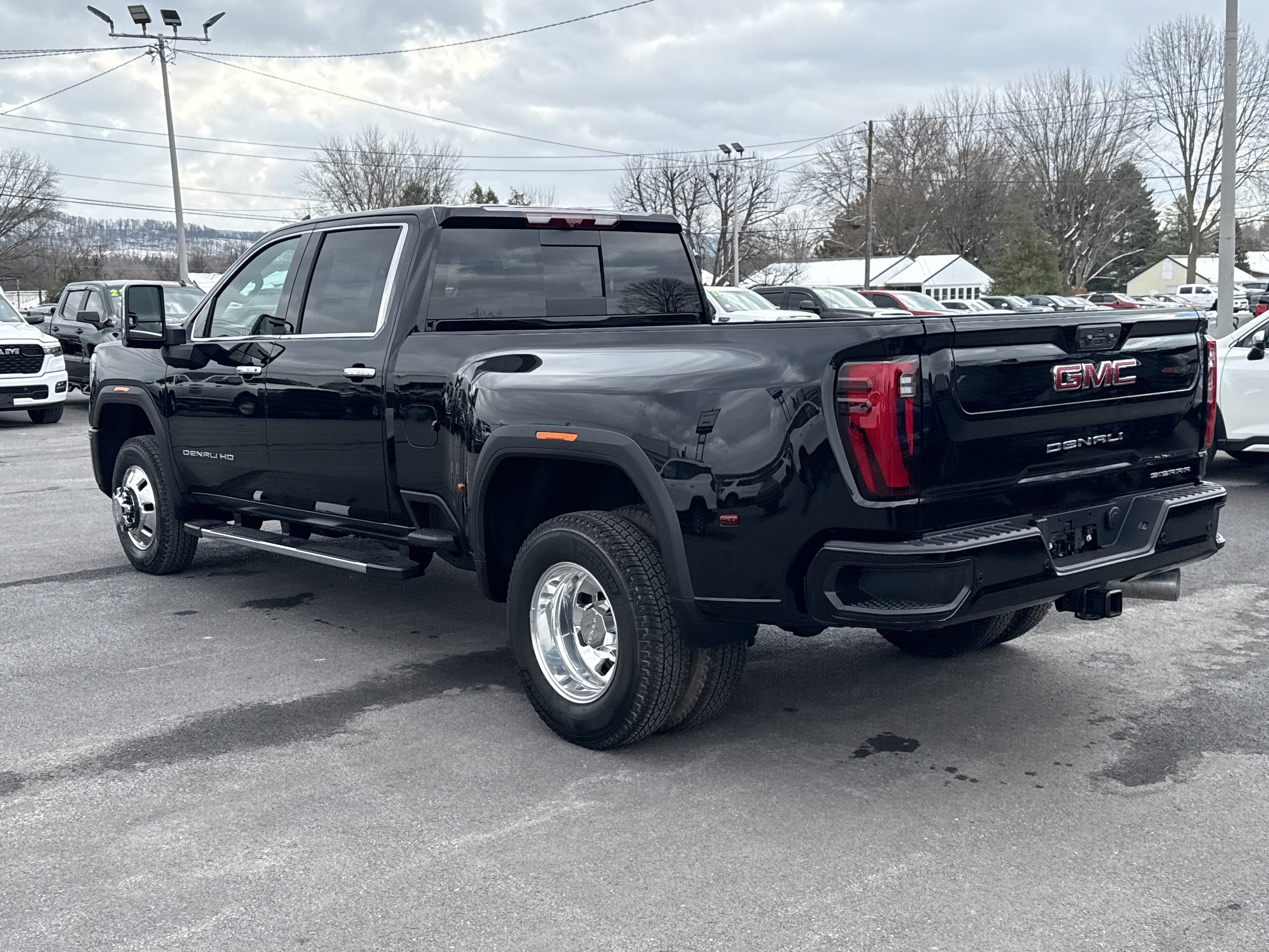2026 GMC Sierra 3500 HD Denali DRW