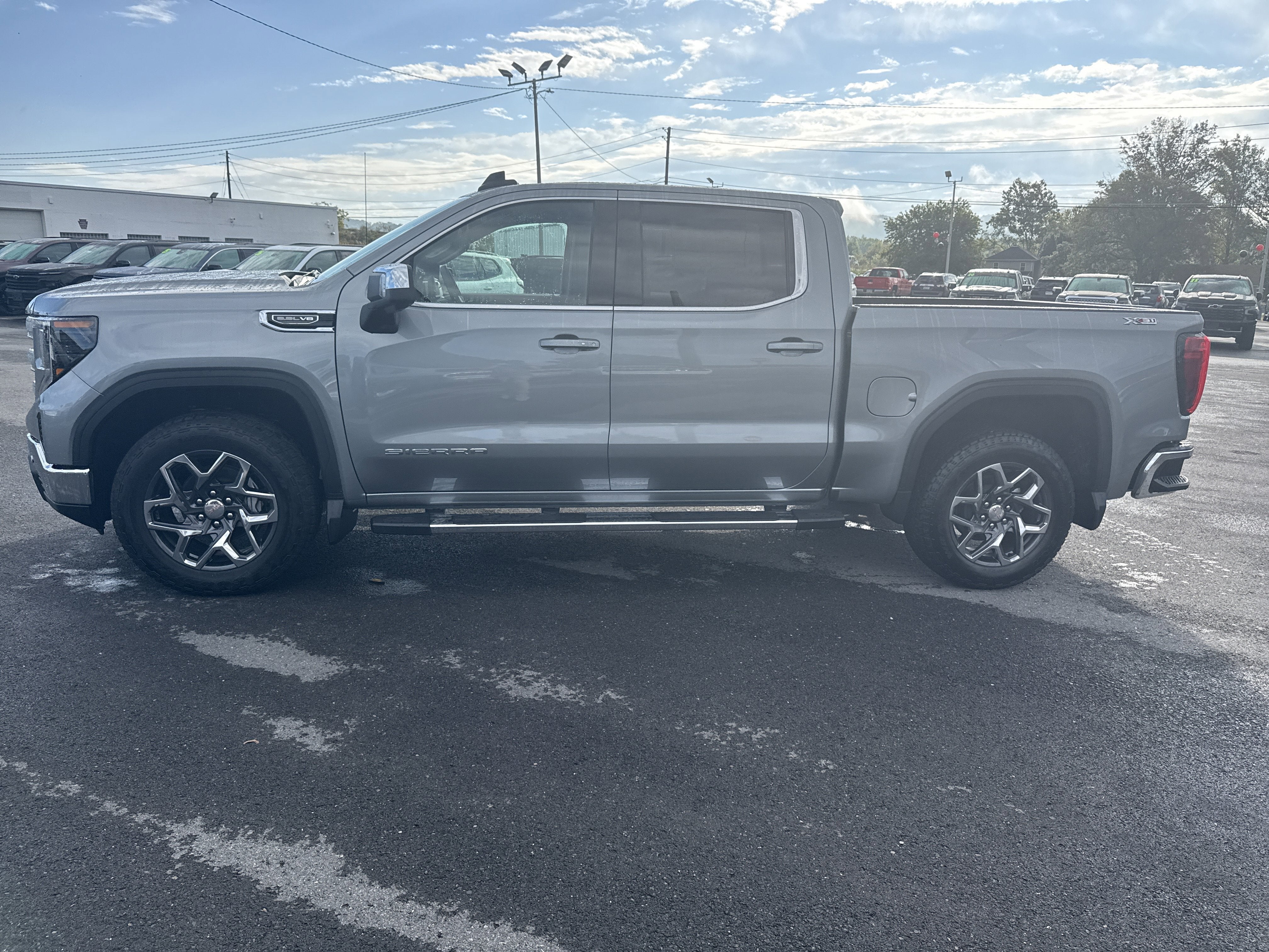 2026 GMC Sierra 1500 SLE