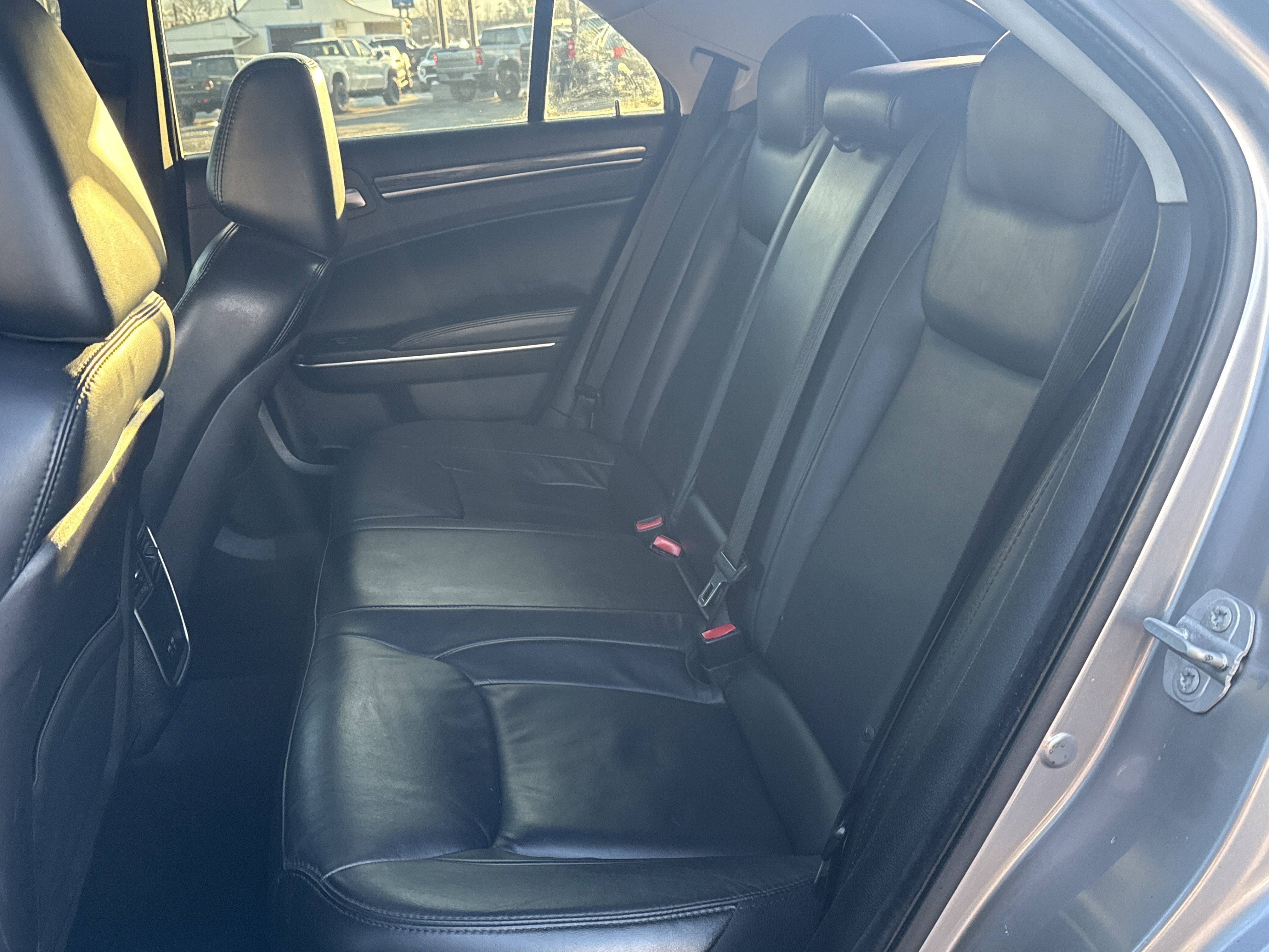 2016 Chrysler 300 Limited