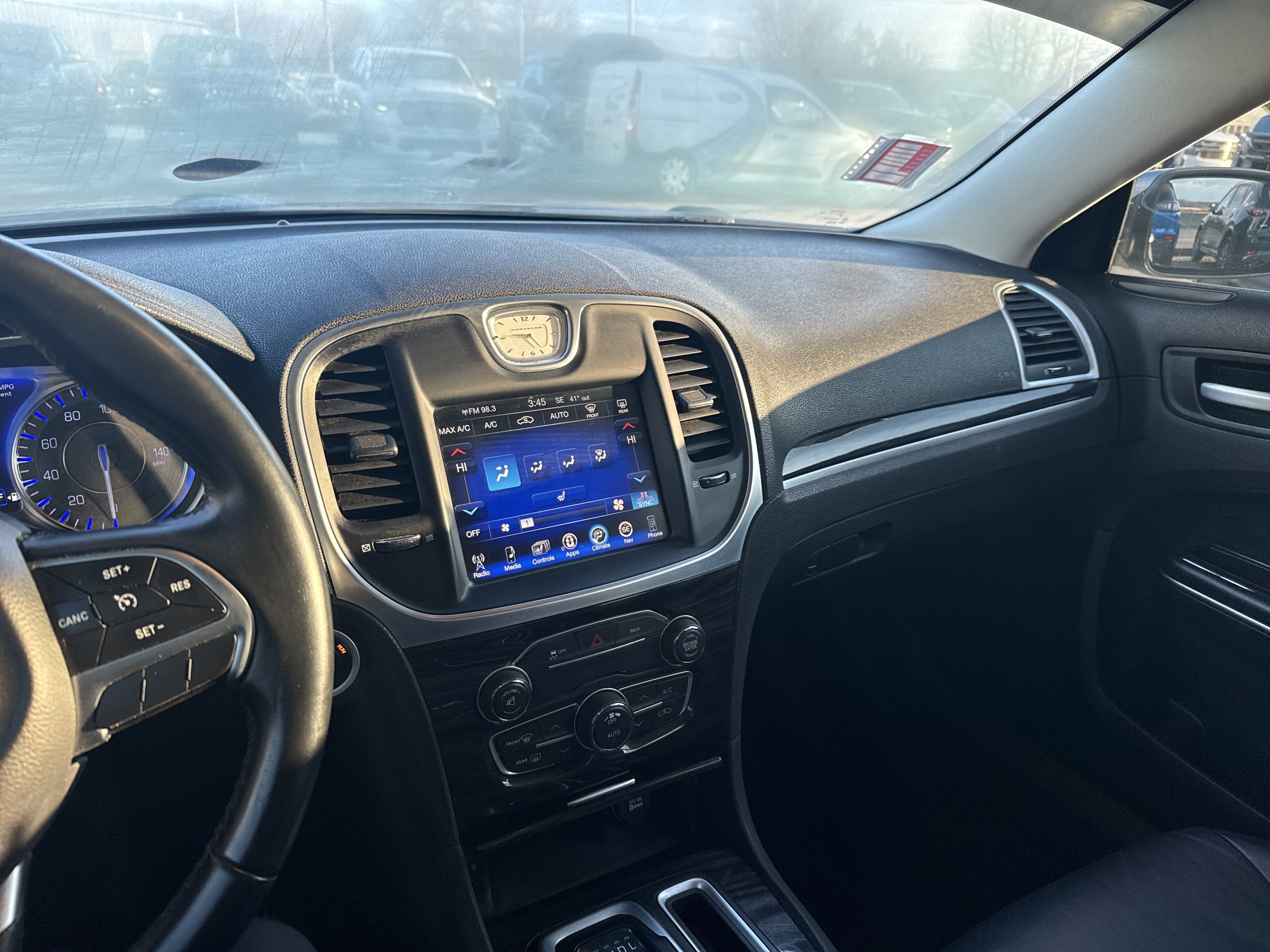 2016 Chrysler 300 Limited