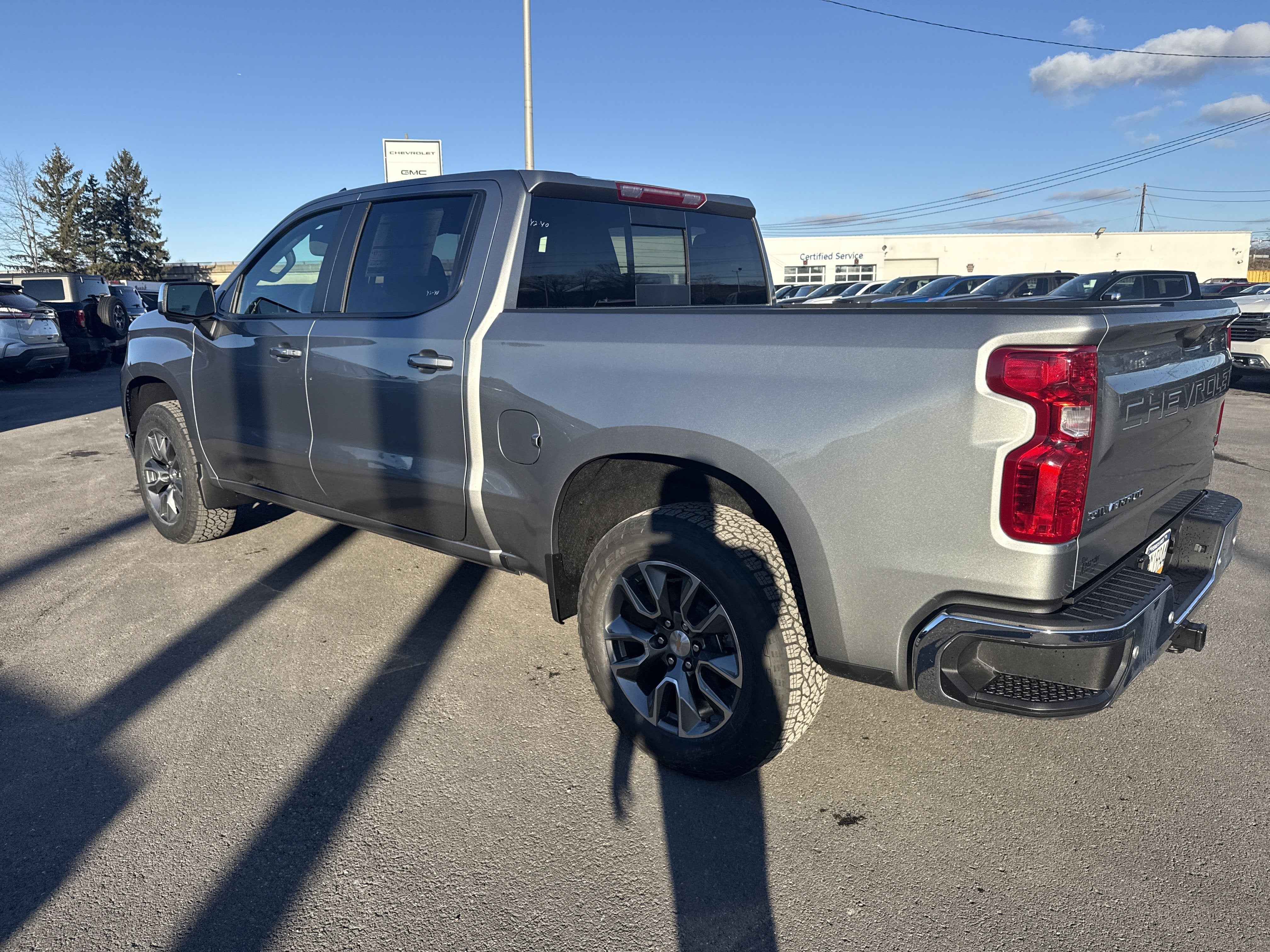 2026 Chevrolet Silverado 1500 LT
