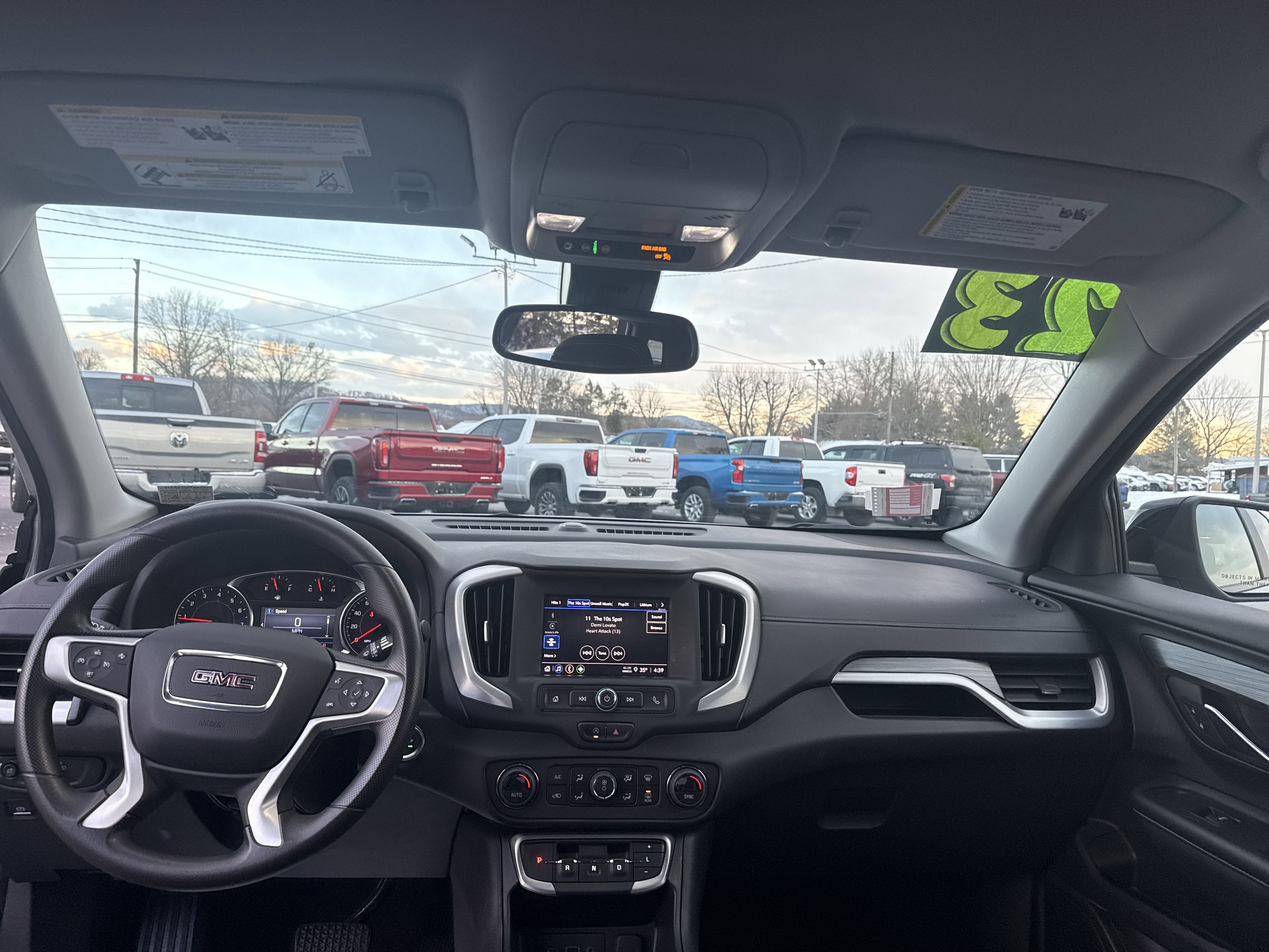 2023 GMC Terrain SLE