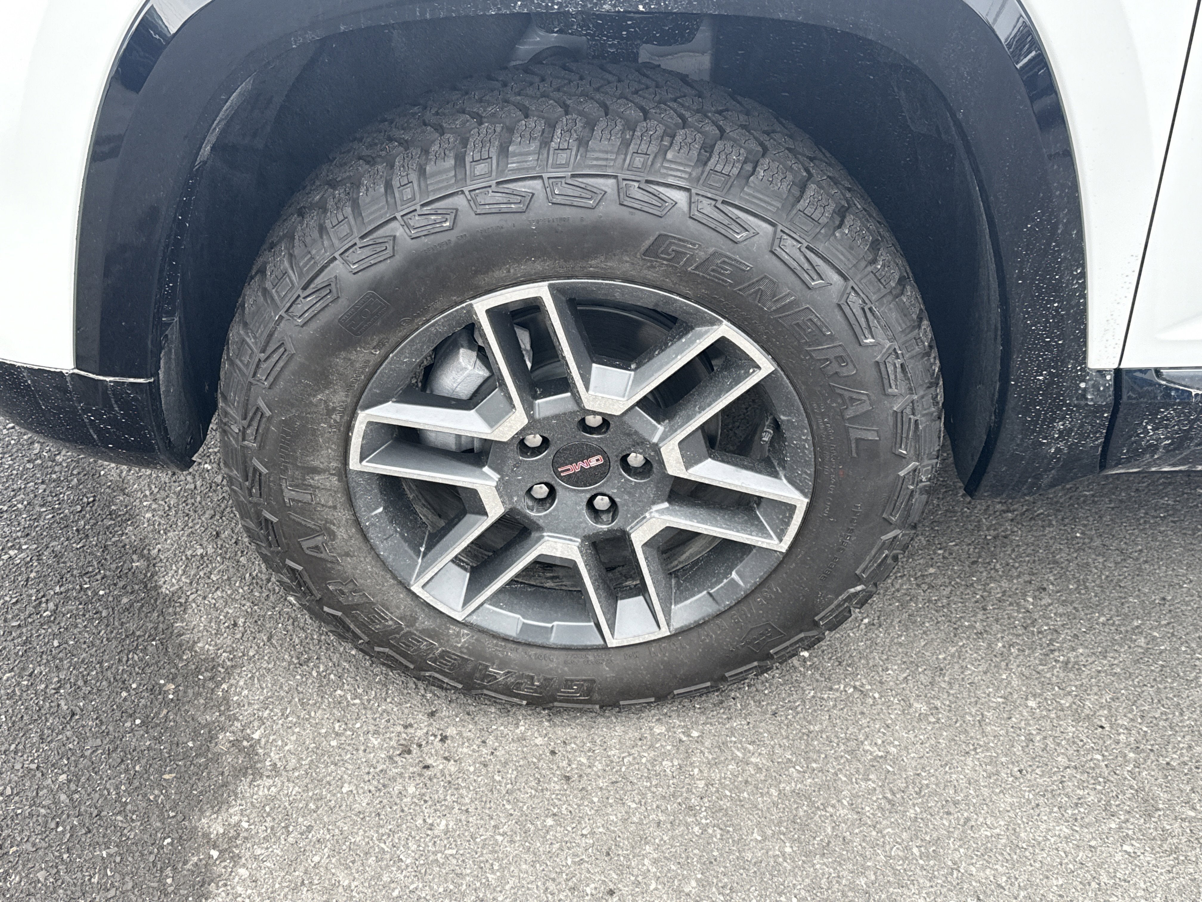 2026 GMC Terrain AT4