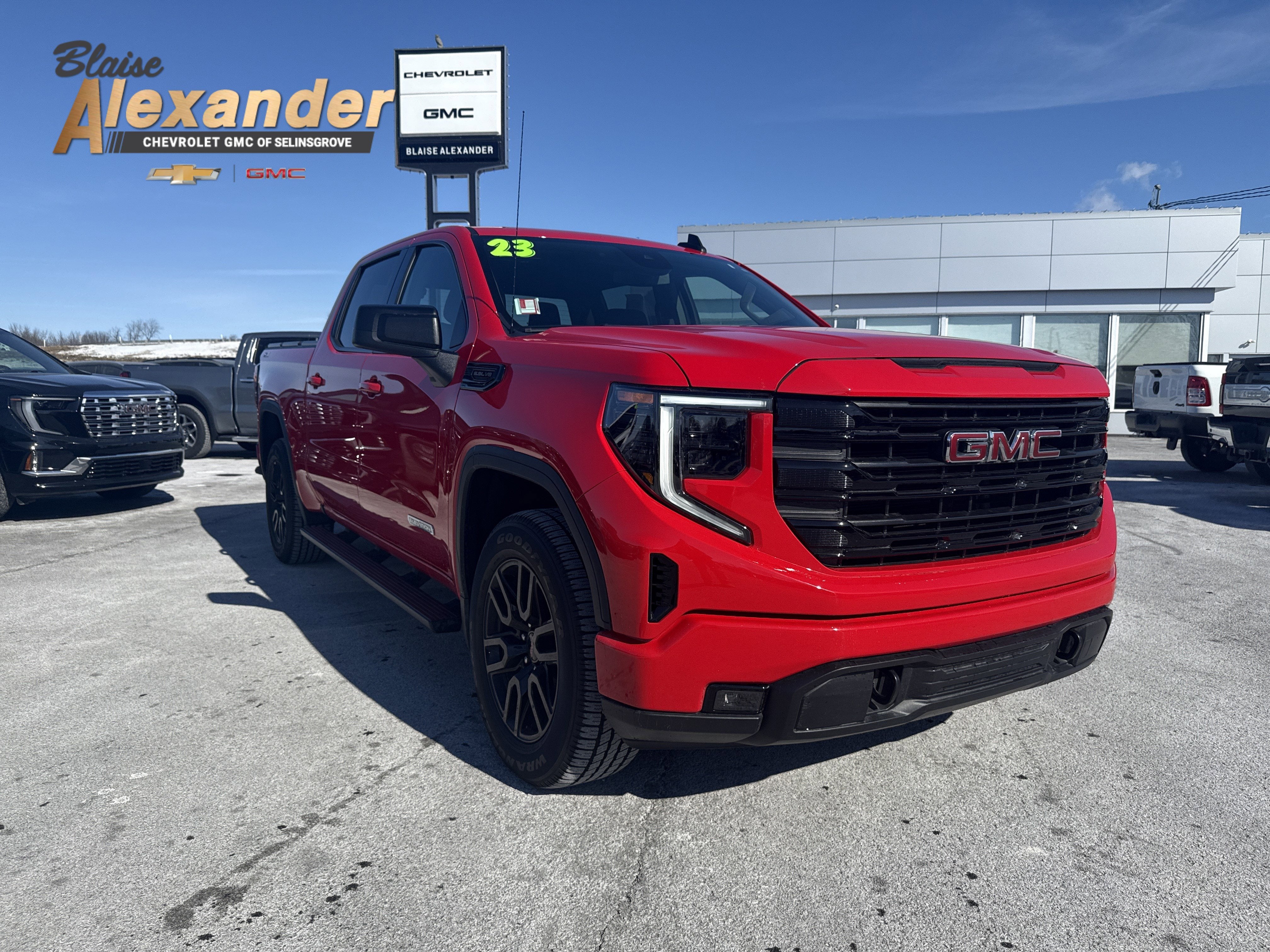 2023 GMC Sierra 1500 Elevation