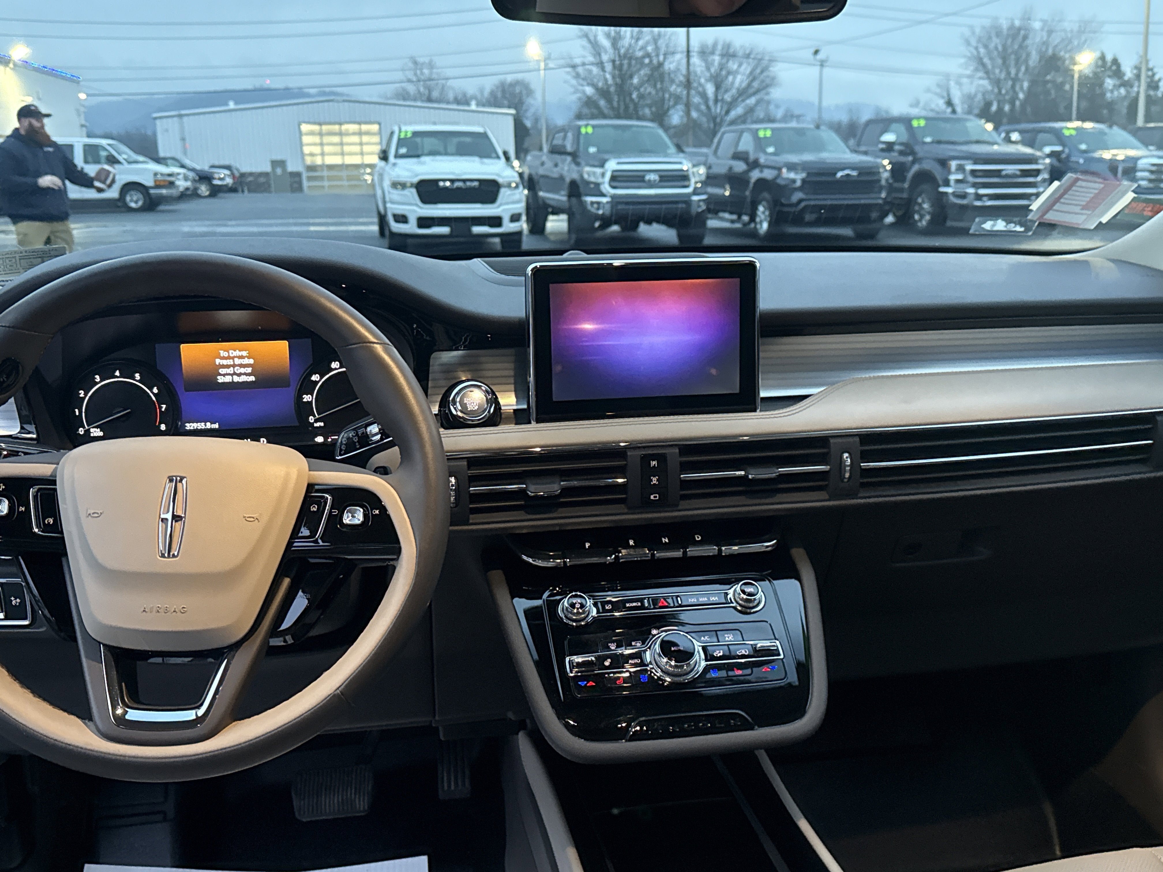 2022 Lincoln Corsair Standard