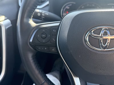 2023 Toyota RAV4 Hybrid SE