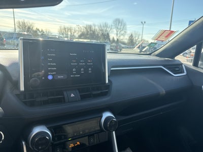 2023 Toyota RAV4 Hybrid SE