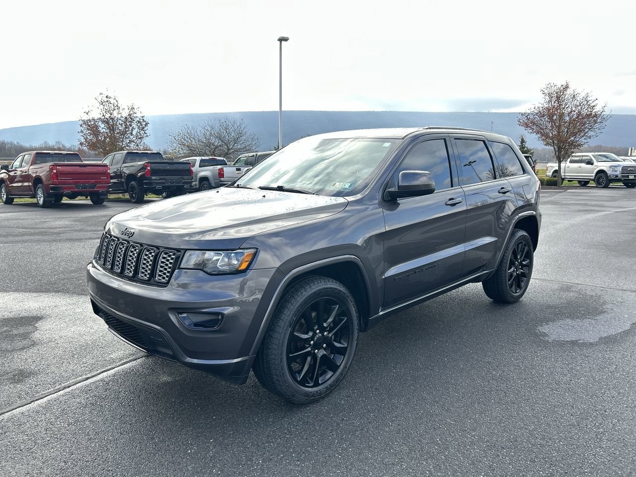 2020 Jeep Grand Cherokee Altitude