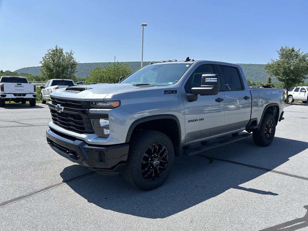 2025 Chevrolet Silverado 2500HD Custom