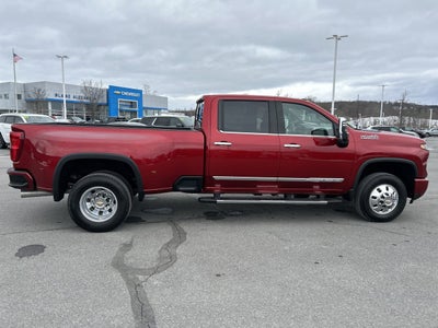 2025 Chevrolet Silverado 3500HD High Country