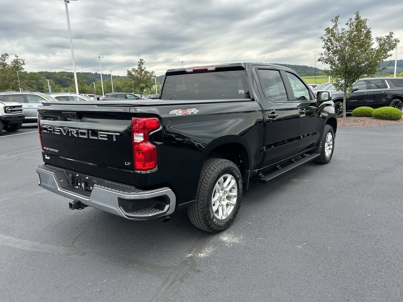 2024 Chevrolet Silverado 1500 LT