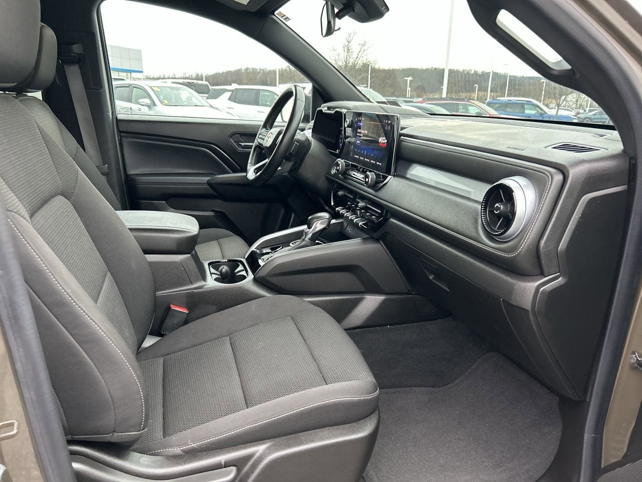 2024 Chevrolet Colorado 4WD LT