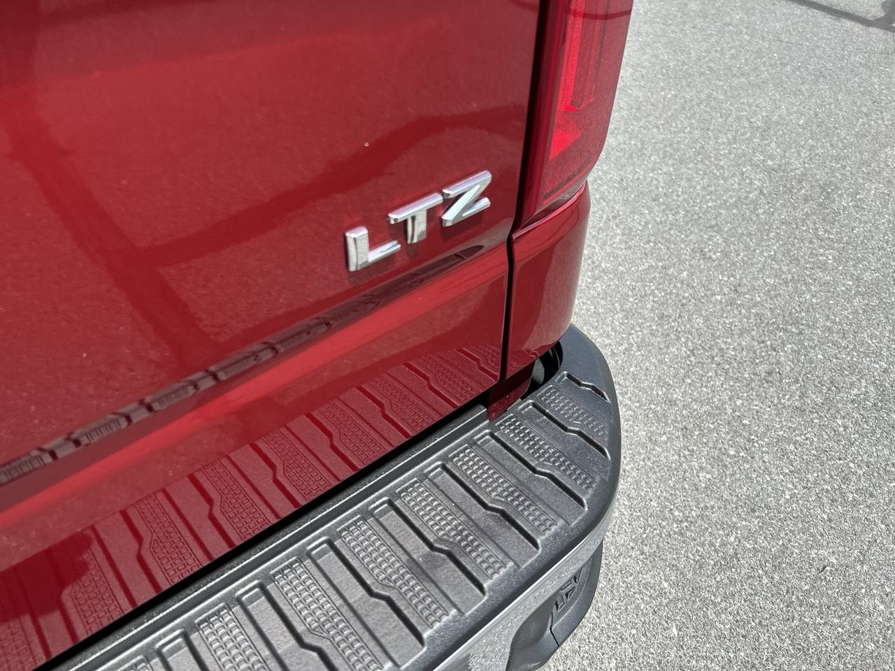 2025 Chevrolet Silverado 1500 LTZ