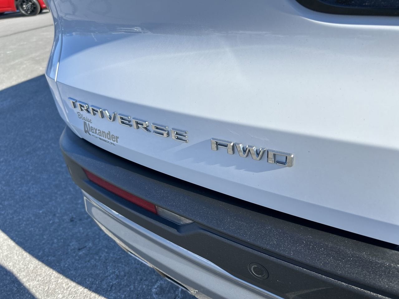 2025 Chevrolet Traverse AWD LT