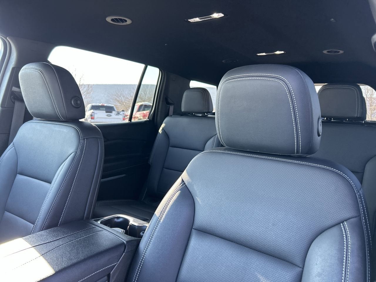 2025 Chevrolet Traverse AWD LT