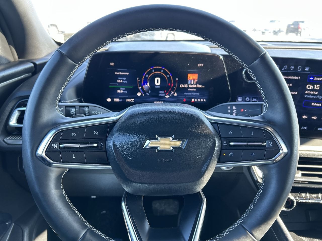 2025 Chevrolet Traverse AWD LT