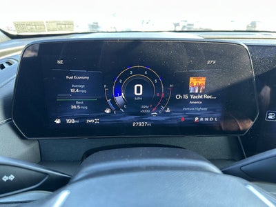 2025 Chevrolet Traverse AWD LT